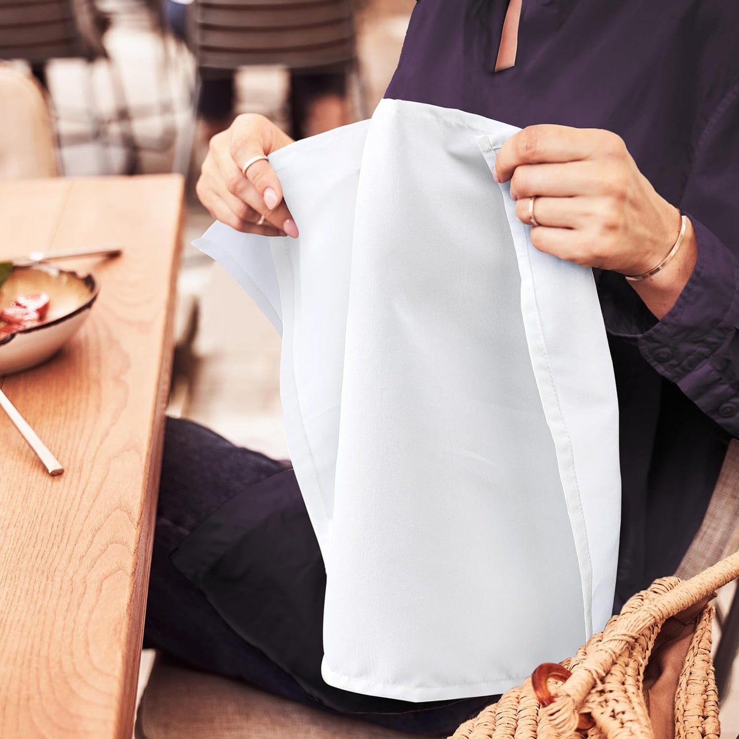 Kitchen Cloth Napkins 6 Pack Cotton Blend Washable and Reusable Table Dinner Napkins for Hotel, Lunch, Restaurant, Weddings, Event and Parties 12x12 Inches White